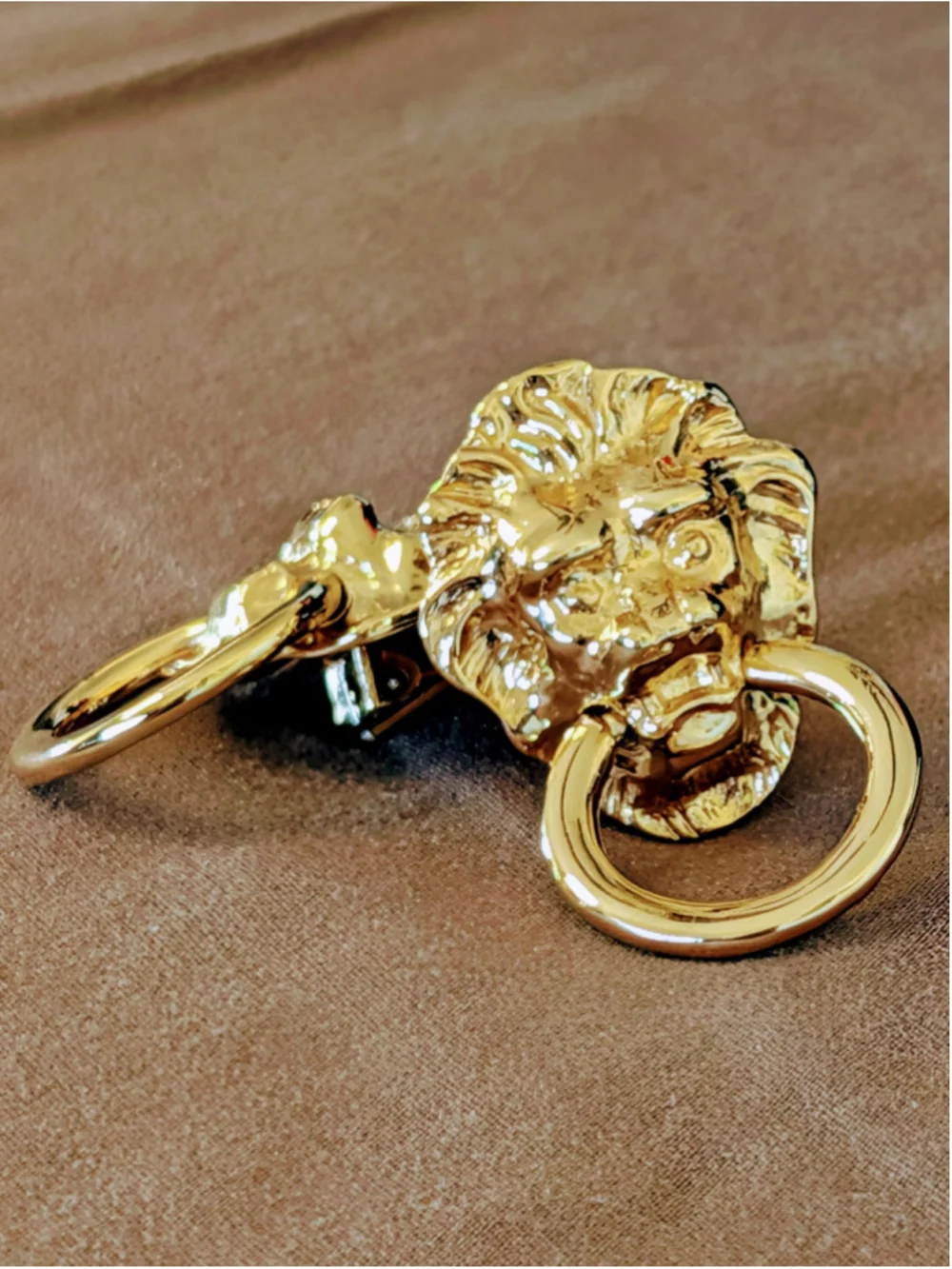 Kenneth Jay Lane KJL Lion Head Door Knocker Clip Earrings GoldTone VTG Statement